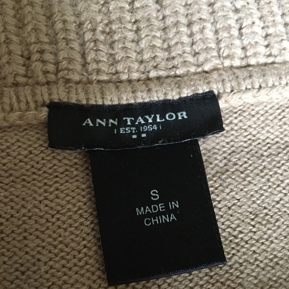 Ann Taylor Big Turtleneck Sweater - Picture 2 of 3